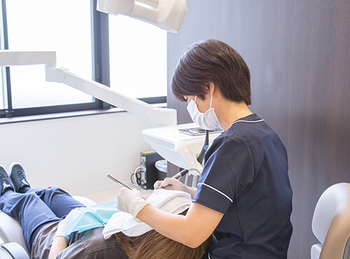 歯周病ケアとメンテナンスを重視したインプラント治療
